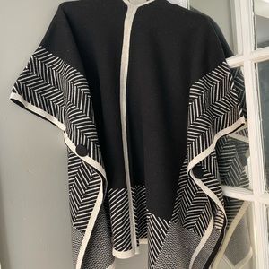 Adrienne Vitenne Shawl
